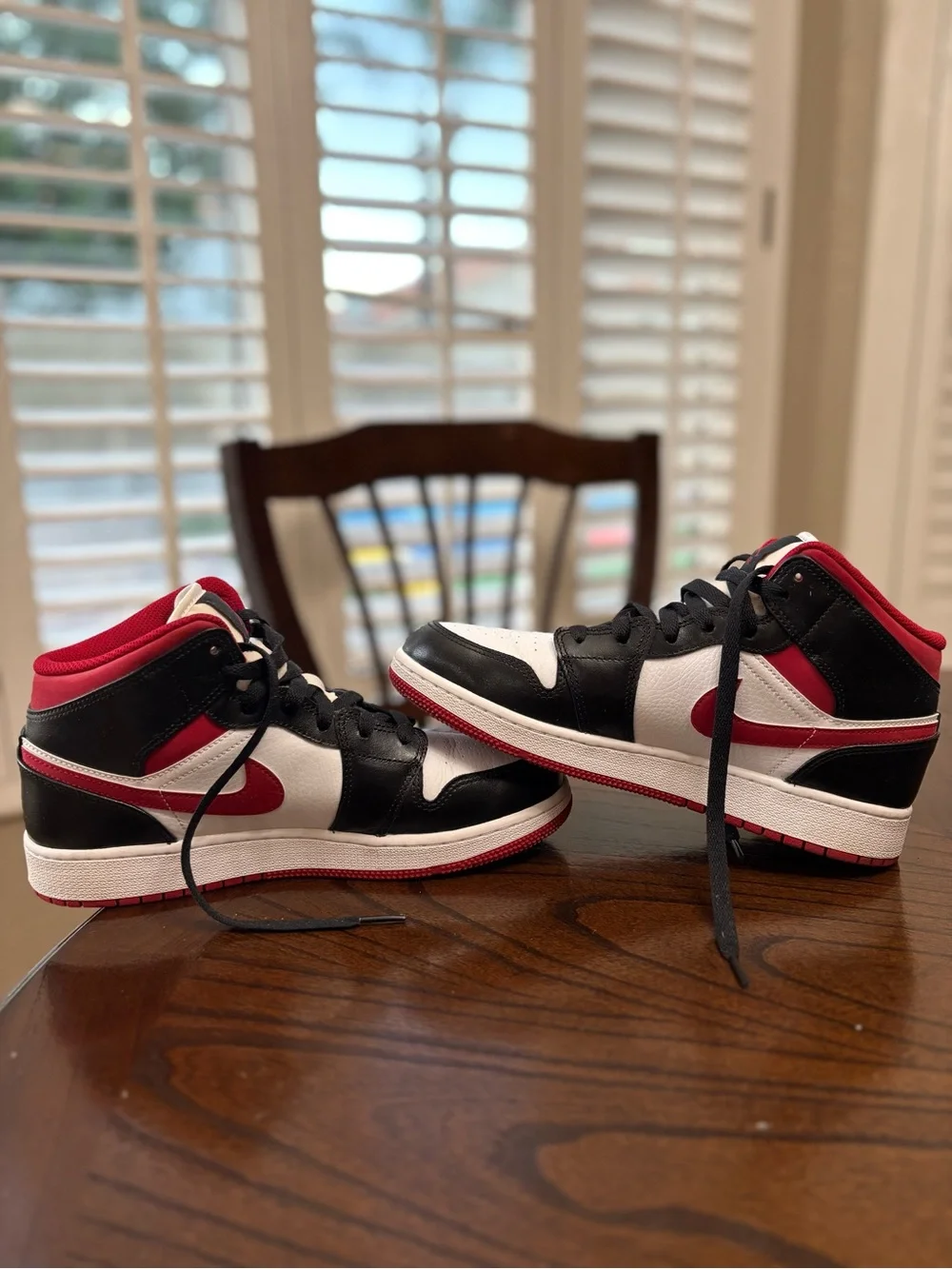 Nike Air Jordan Red Black White Mid-Top 7Y / Women’s 8.5 - Picture 6 of 7